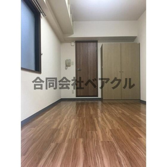 【居間・リビング】 | Raffine御所西 | 使いやすいリビングです