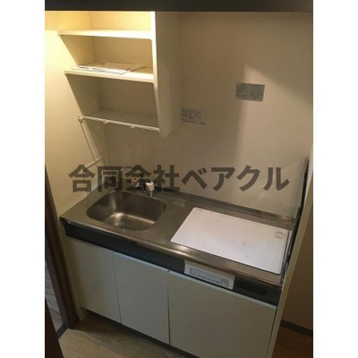 【キッチン】 | Raffine御所西 | コンパクトなキッチンで掃除もラクラク