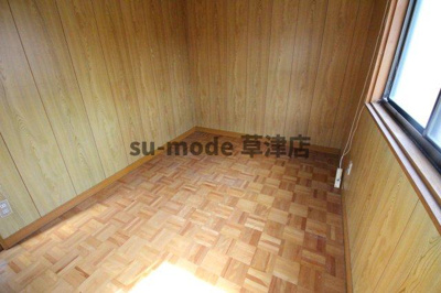 【寝室】 | 大津市里3丁目戸建 | ゆとりの広さです