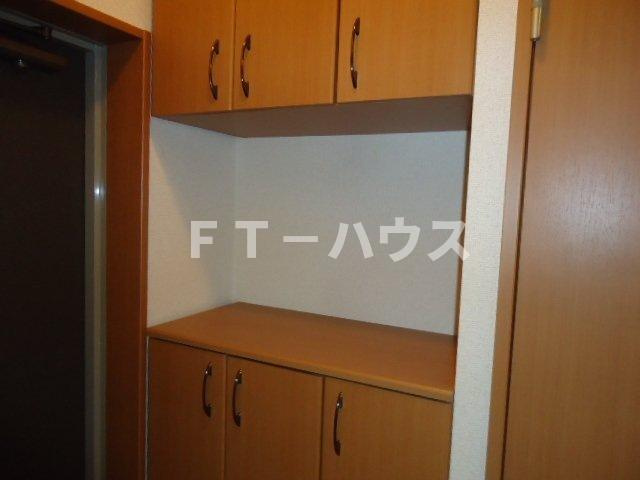 クレシアのその他|下駄箱