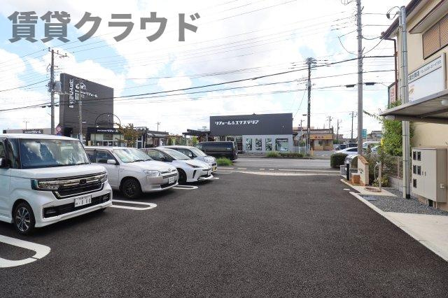 ミレーワ白金の駐車場|車をお持ちの方に嬉しい駐車場付きの物件です