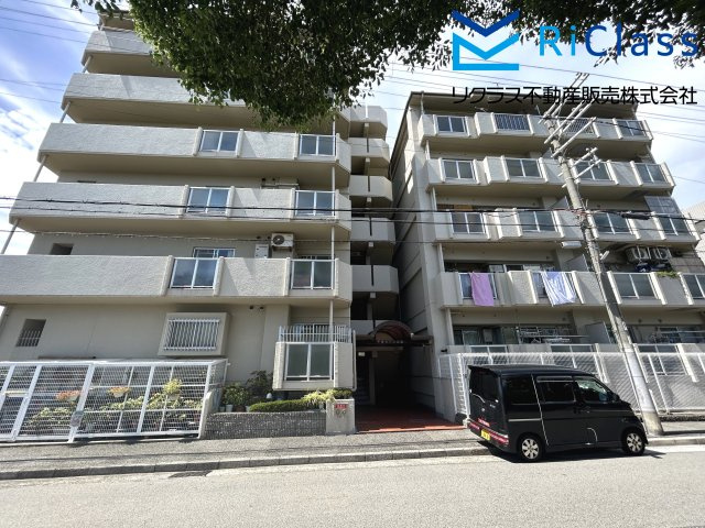 甲南セゾン兵庫の外観|外はこのようになっています