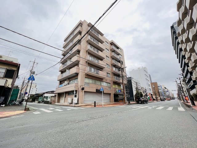 チサンマンション本厚木の外観