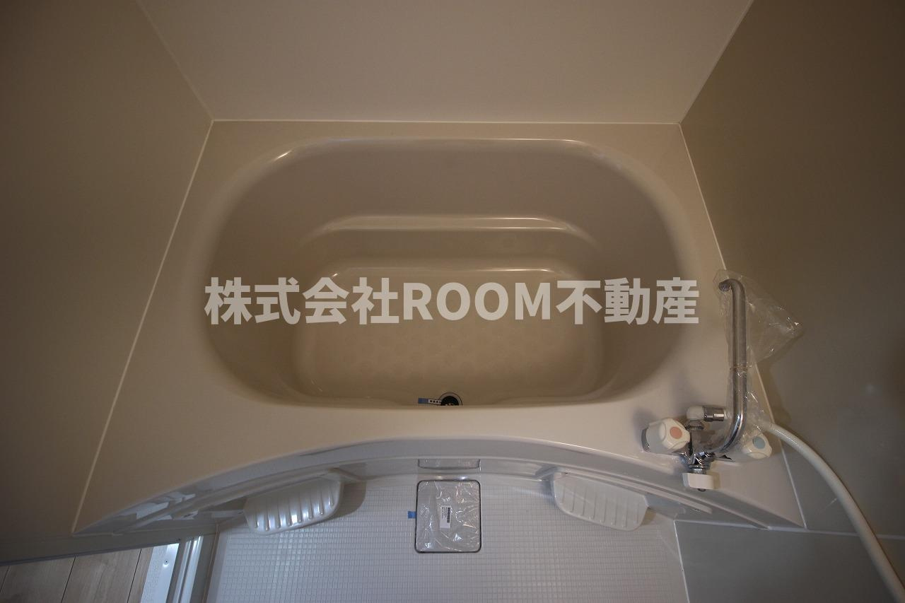 若葉苑の浴室|コンパクトで使いやすいお風呂です