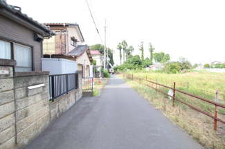 【前面道路含む現地写真】 | 坂戸市坂戸　建築条件なし売地　東武東上線『北坂戸駅』徒歩11分　【片柳小学区】