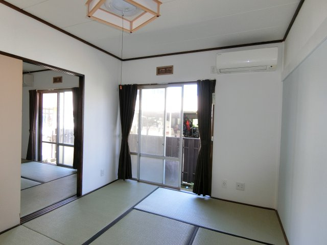 第2ビューハイツ松本の和室