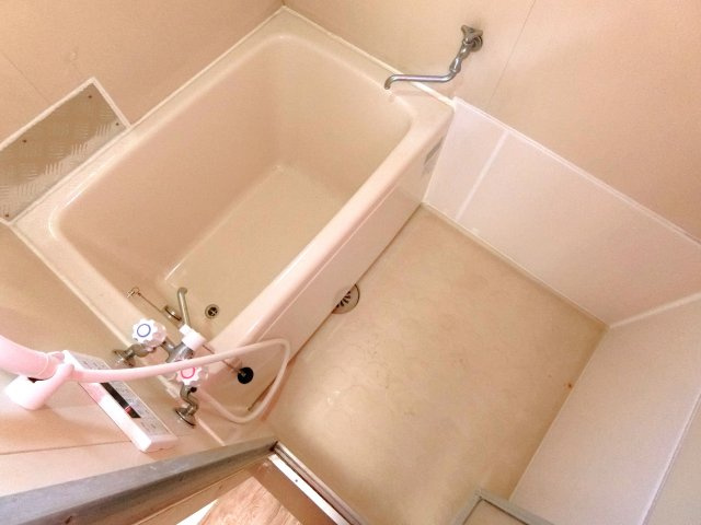 第2ビューハイツ松本の浴室