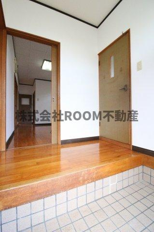 今村貸家のロビー|毎日通るロビーはこのようになっています