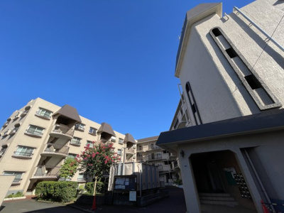 【外観】 | キャッスルメジェール鶴瀬 | 4階建て2階部分の居室です♪