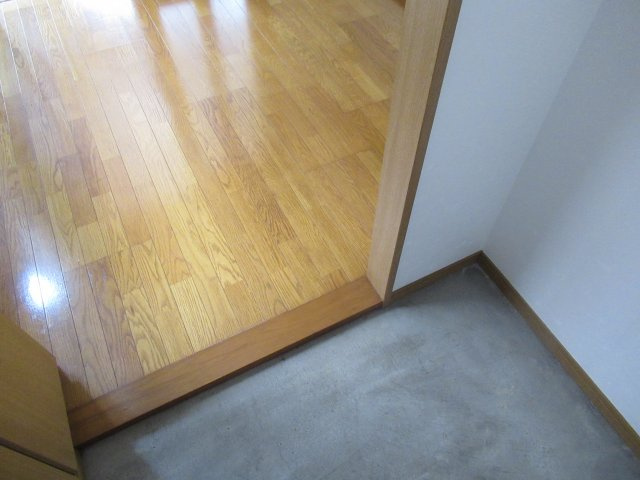 ロジュマンあかねの玄関