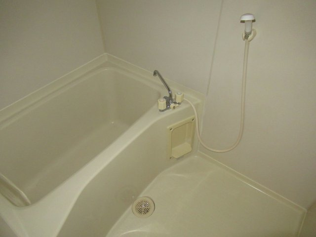 ロジュマンあかねの浴室