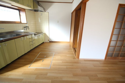 【居間・リビング】 | 上池田戸建