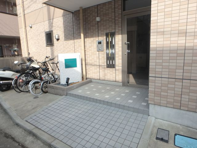 グリーンテラスタマのエントランス