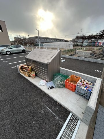 シャルム戸塚のエントランス