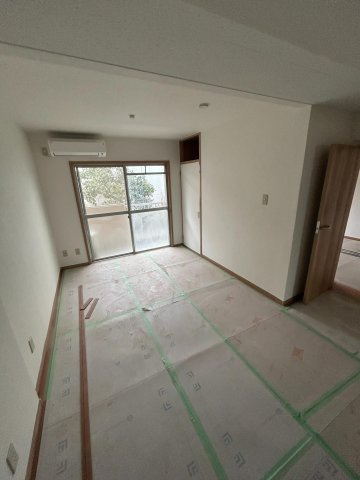 シャルム戸塚の居間・リビング