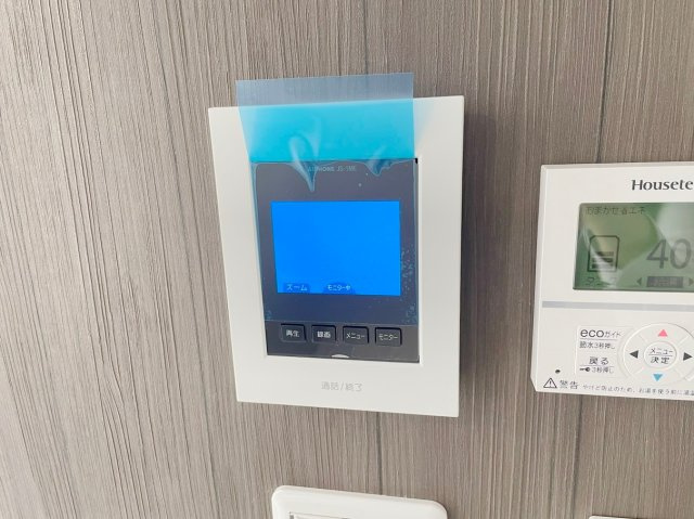 泉南市新家　2期　未入居の防犯設備|カラーモニターインターホン！声だけでなく来訪者の姿や顔がモニターで確認できるので、小さなお子様がいらっしゃるご家庭でも安心できます！
