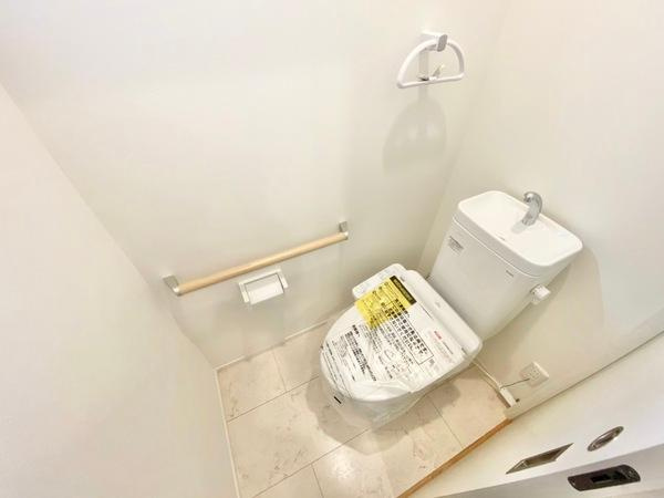 岸和田市岸城町　未入居のトイレ