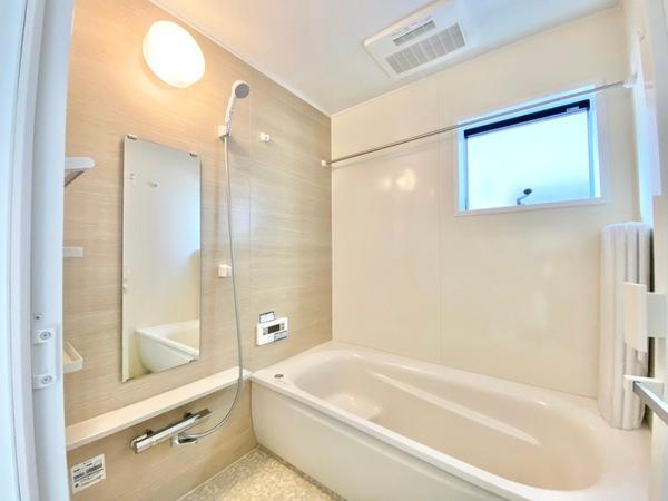 岸和田市岸城町の浴室