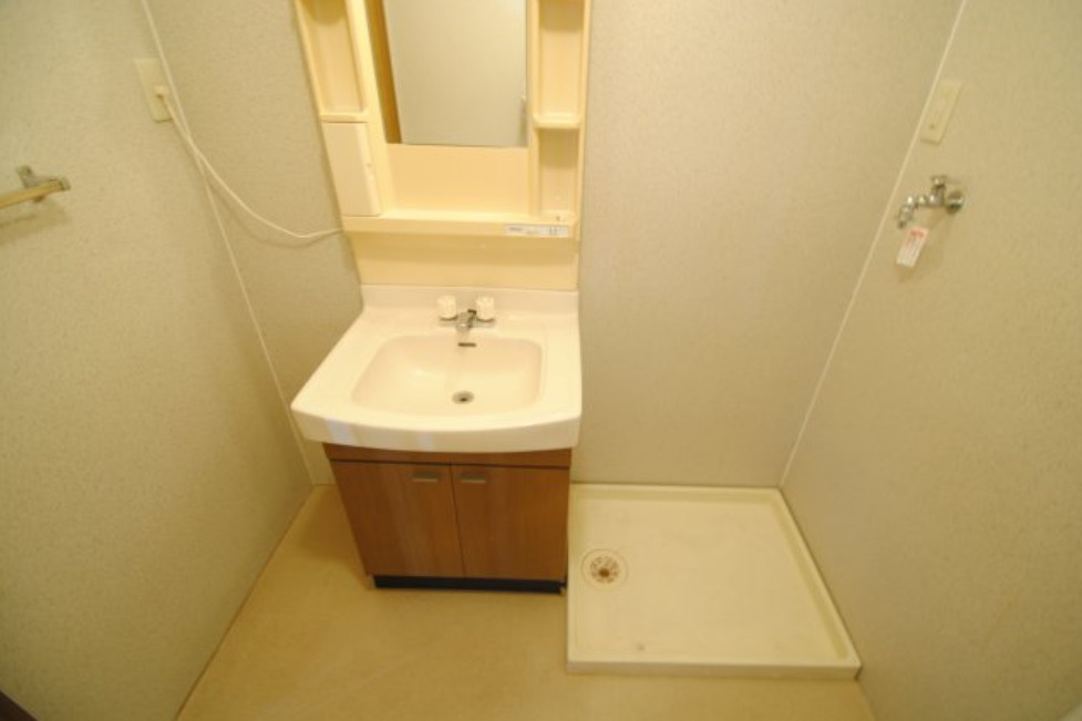 グリーンタウン津留崎の洗面所|使いやすい洗面所です