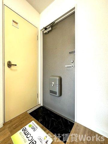 アーベントハイツ平岡の玄関|ゆったりとした玄関です