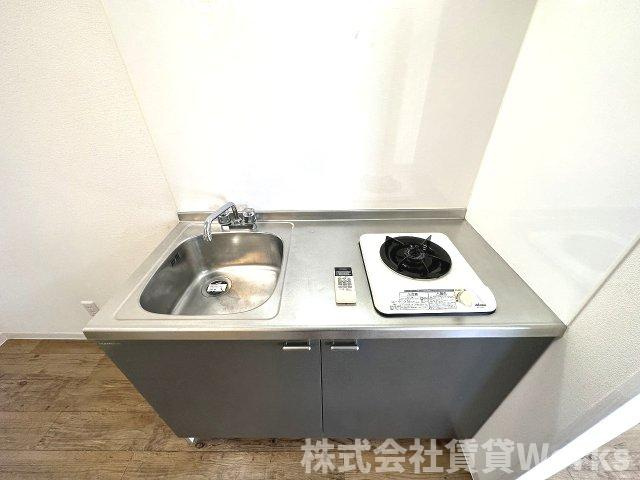 アーベントハイツ平岡のキッチン|お料理しやすいキッチンです