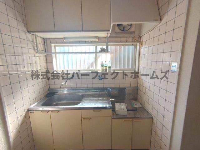 松栄ハイツのキッチン|使いやすいキッチンです