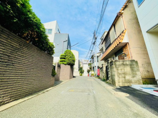 【前面道路含む現地写真】