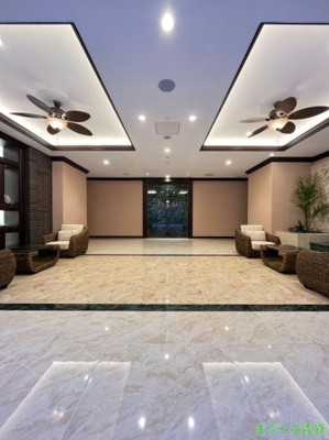 【エントランス】 | プレジオ難波ASIAN