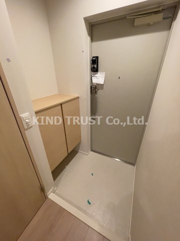 ハイデンス梅ヶ枝の玄関