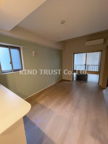 ハイデンス梅ヶ枝の居間・リビング