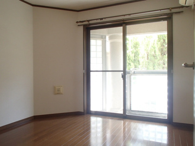 ★洋室６帖★ 南向きのお部屋です♪