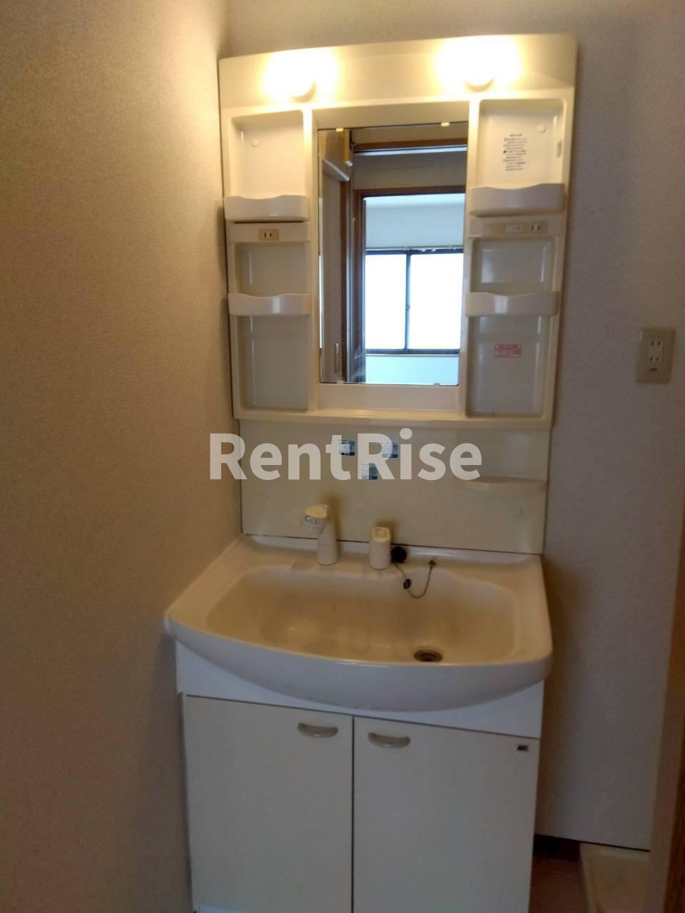 プリミエール清水の洗面所