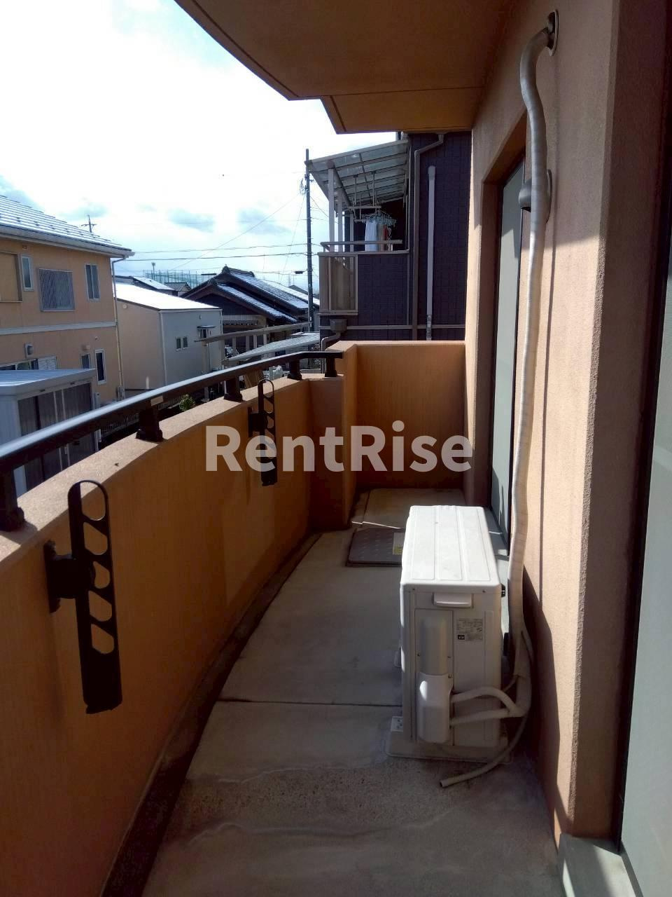 プリミエール清水のバルコニー