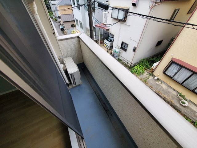 ベラルーナ岩槻のバルコニー|お洗濯にも便利なバルコニー付き