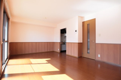 【居間・リビング】 | パークハイム壱番館