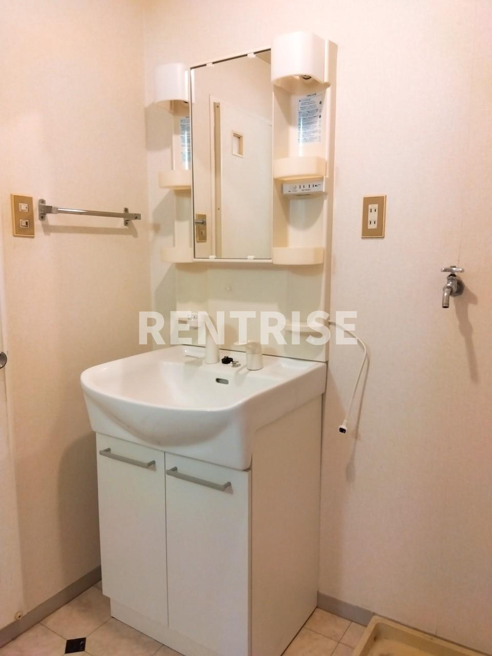 エクセル森の洗面所