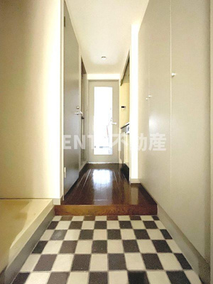 【玄関】 | メインステージ蒲田 | ゆったりとした玄関です