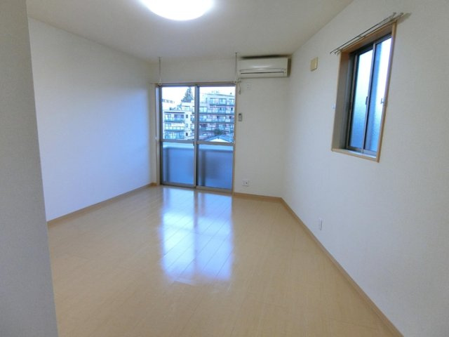 【寝室】ＡＢＩＴＡＴＯ台原