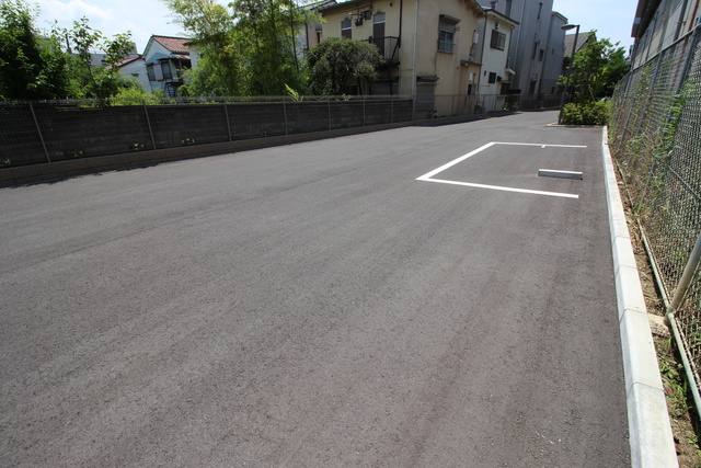 セドルドゥ武蔵小杉の駐車場