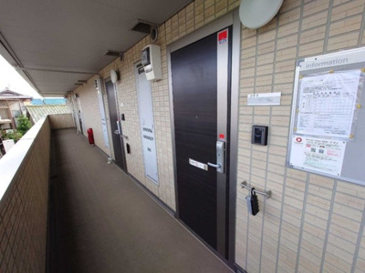 【玄関】 | シャローズ