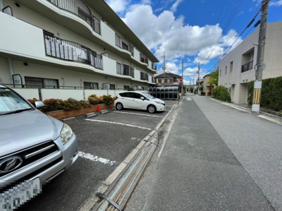 【駐車場】 | ローレルハイム塚口
