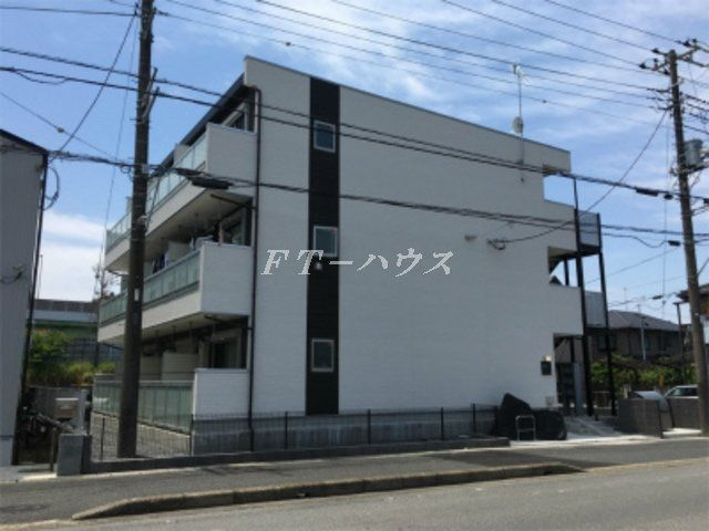 千葉市花見川区検見川町２丁目のアパートの外観