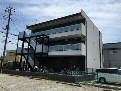千葉市花見川区検見川町２丁目のアパートの外観