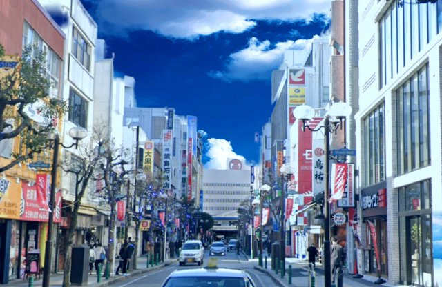 マルマンビルの周辺