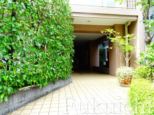 フローラルKのエントランス