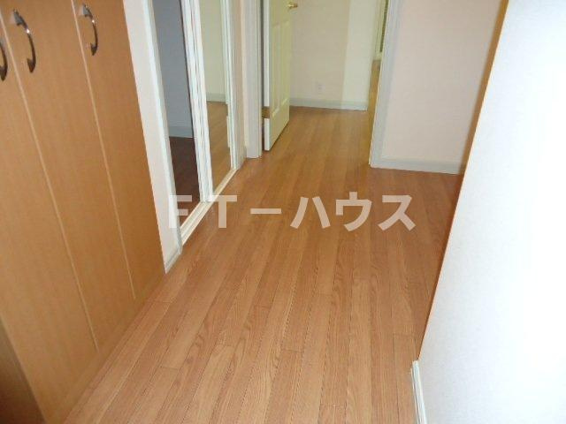 アイランドパーク・薬園台の内装|廊下