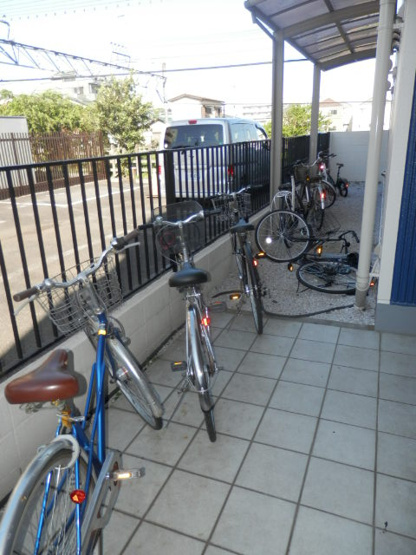 【その他共用部分】 | シャンブルド小川 | 自転車置場