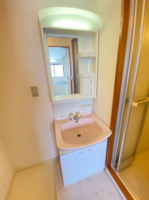 【洗面所】 | マティエール曽根