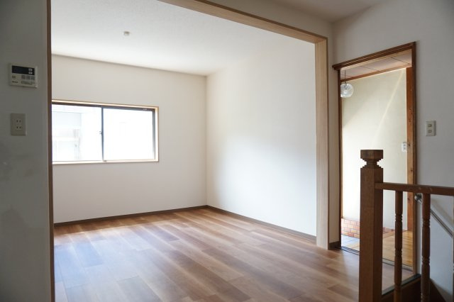 中古戸建　大東市北条6丁目（昭和59年築）の居間・リビング