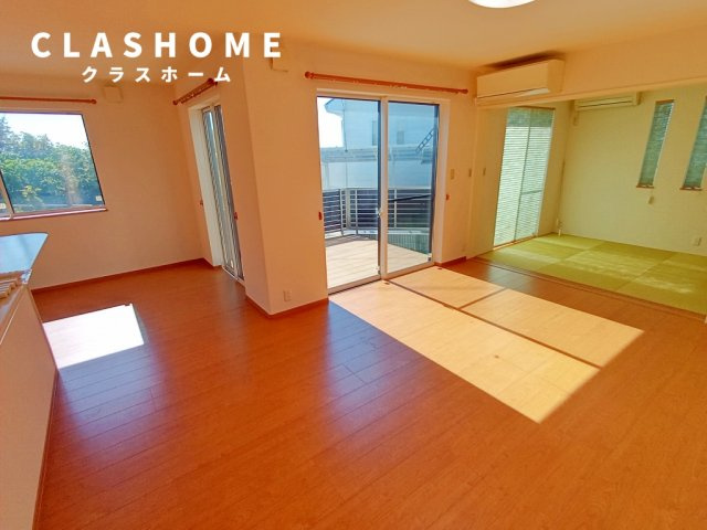 大府市北山町1丁目戸建　　刈谷市近郊の賃貸はクラスホーム刈谷店の居間・リビング